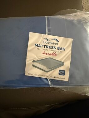 Blue Mattress Bag - Heavy Duty Waterproof KING SIZE. New never opened